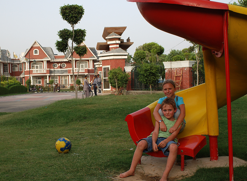 Eldeco Mansionz Gurgaon - Ready To Move Sector 48, Sohna